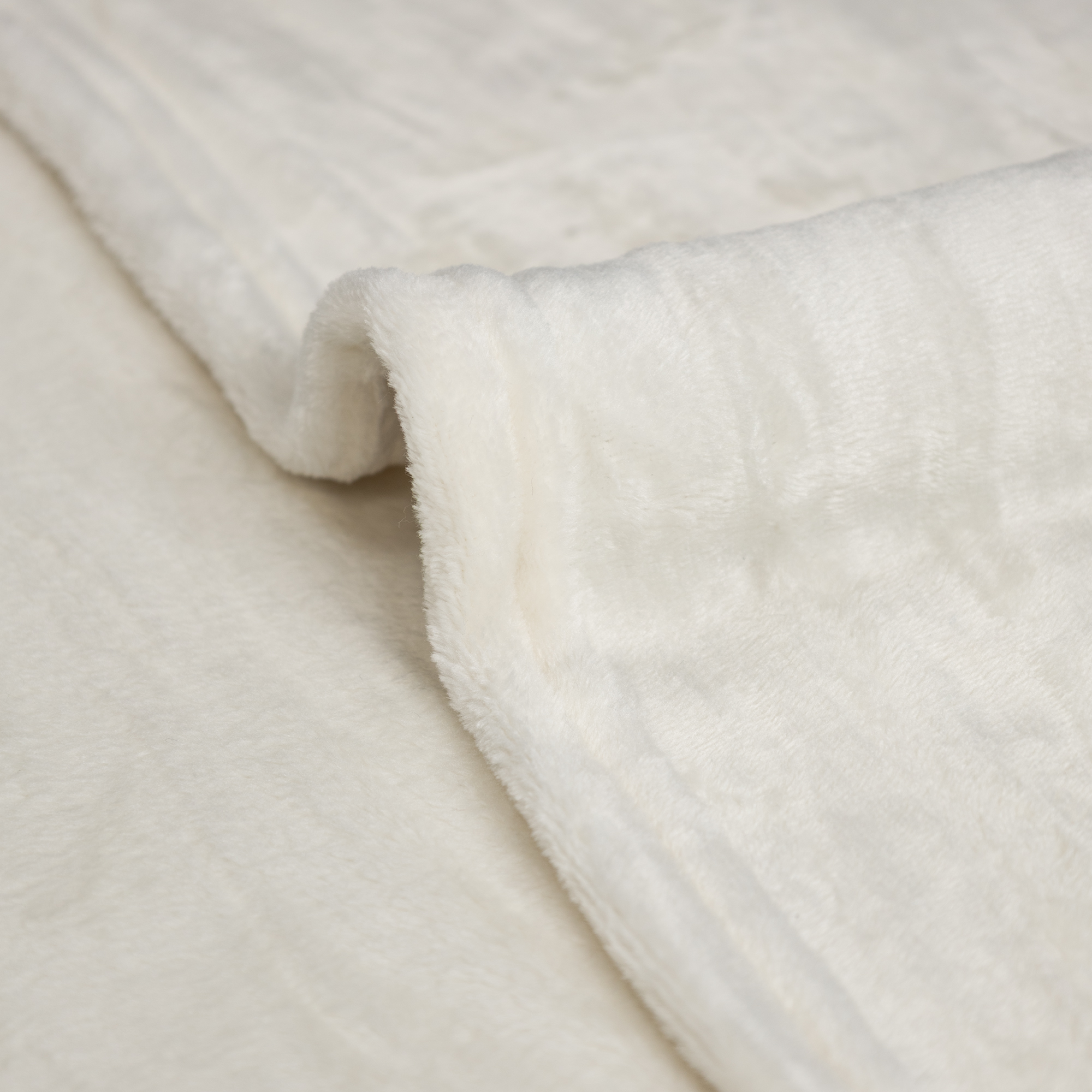 Cobija Real Tex Flannel Unicolor - Blanco - Imagen 3