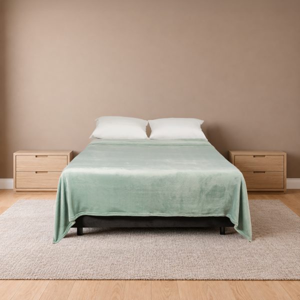 Cobija Real Tex Flannel Unicolor - Verde Pistacho.