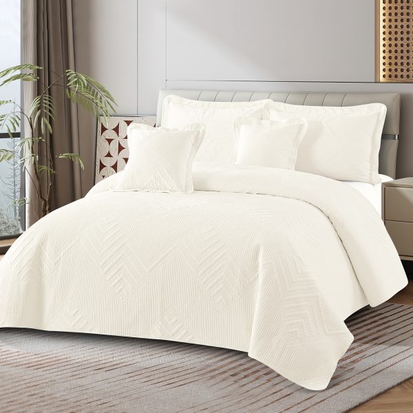 Sobrecama Real Tex Bordada Velvet Unicolor Beige – 8005