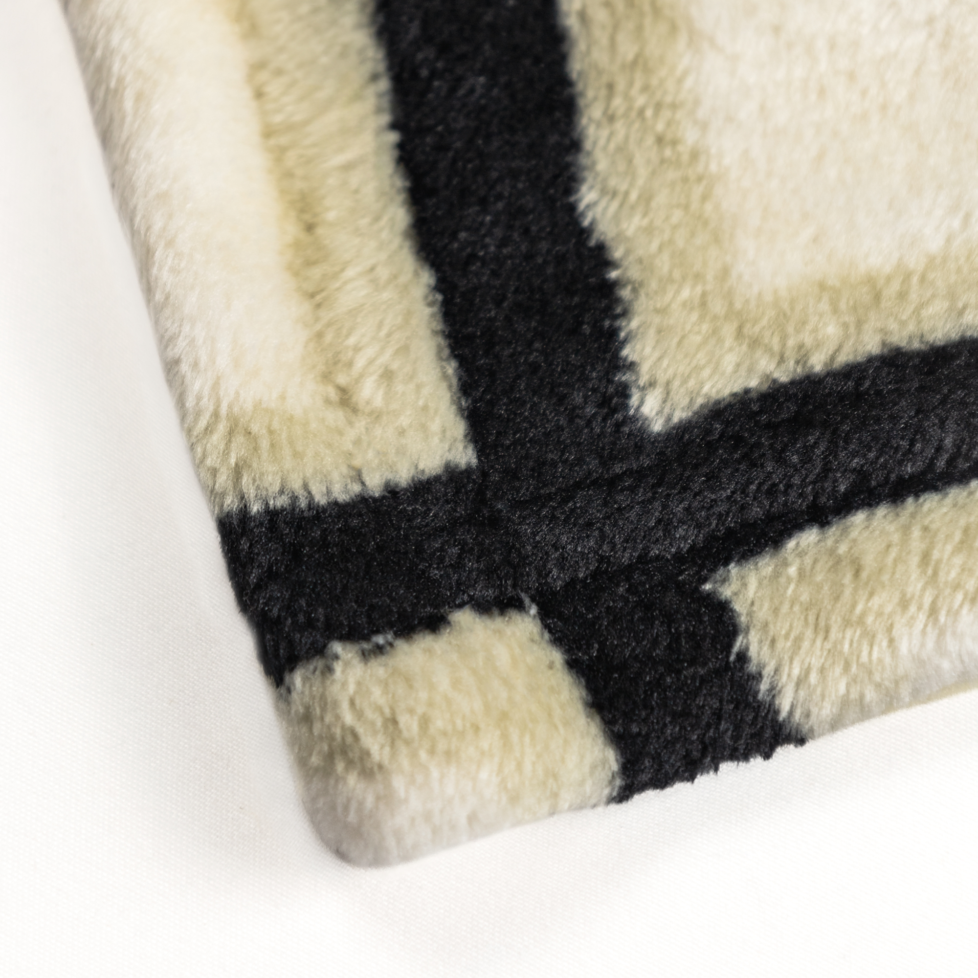 Cobija Real Tex Flannel Estampada -Nodos Negro - Imagen 4